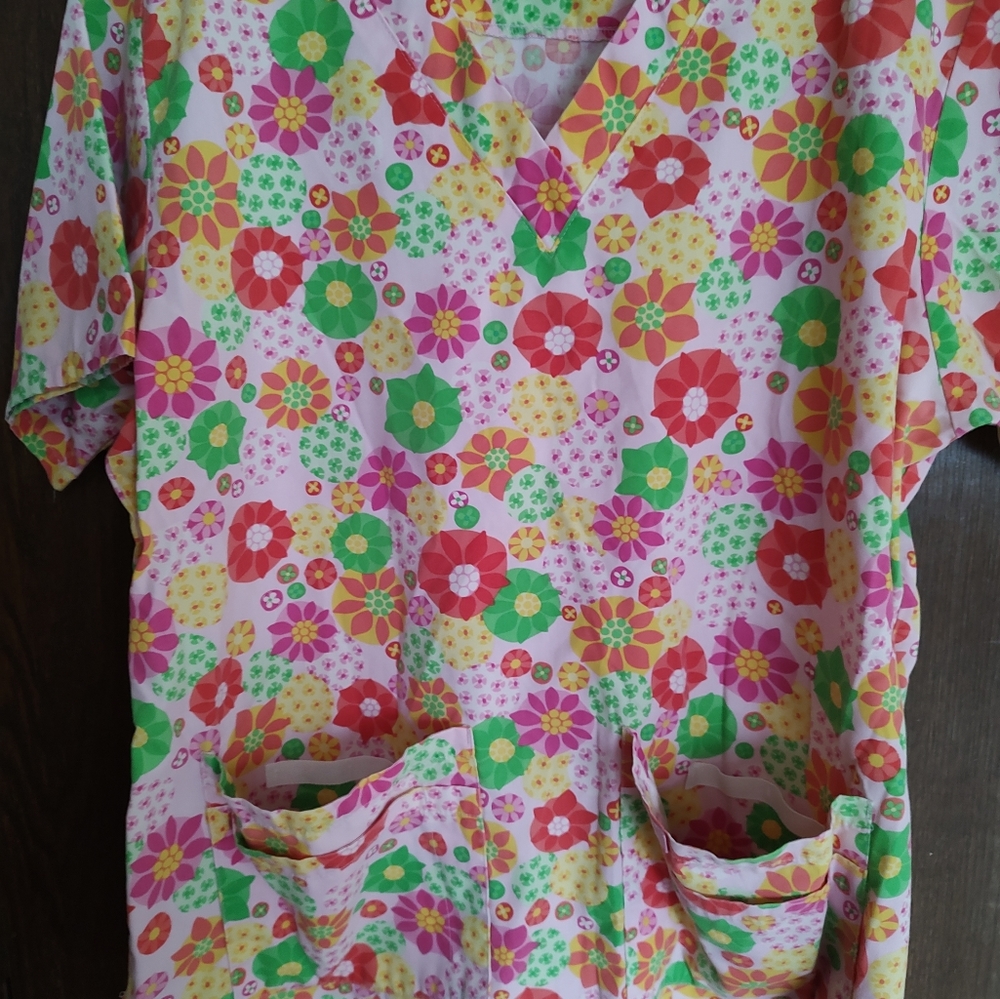Women's Scrub Top